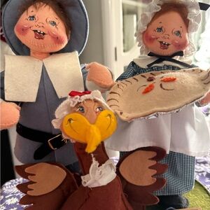 RARE Vintage Annalee Dolls Thanksgiving Pilgrim Set – Man, Woman & Turkey – NWT